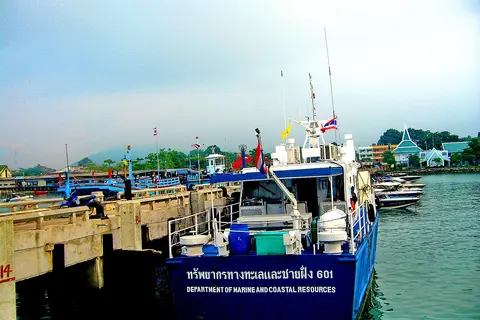 ท่าเรือบ้านเพ (ท่าเรือจเด็จ) จังหวัดระยอง