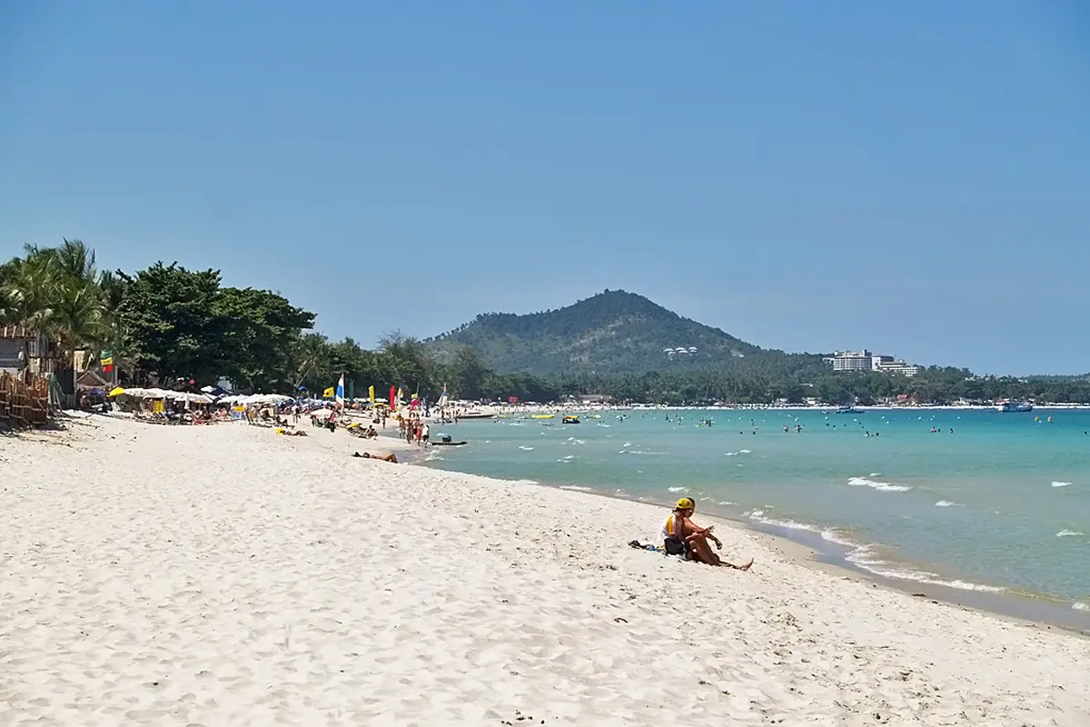 หาดเฉวง จังหวัดสุราษฎร์ธานี