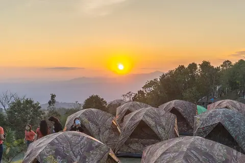 ลานกางเต็นท์ดอยเสมอดาว จังหวัดน่าน