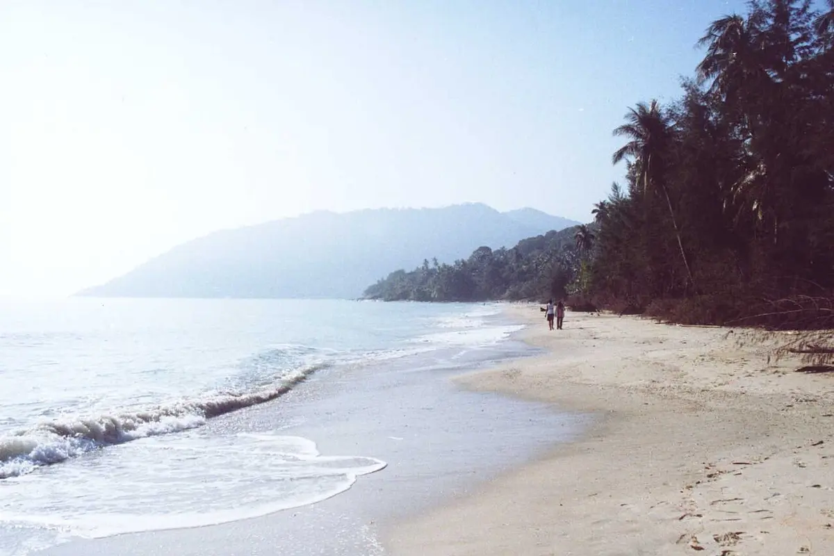 หาดขนอม จังหวัดนครศรีธรรมราช
