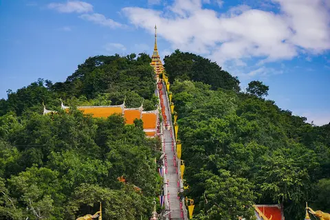 วัดสังกัสรัตนคีรี (เขาสะแกกรัง) จังหวัดอุทัยธานี