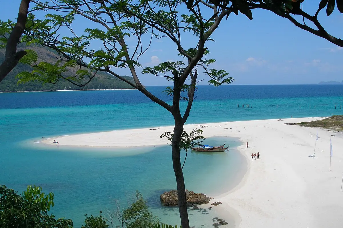 เกาะหลีเป๊ะ จังหวัดสตูล