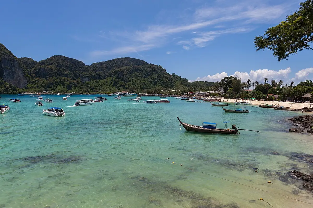 เกาะพีพีดอน จังหวัดกระบี่