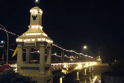 สะพานนวรัฐ (แม่น้ำปิง) จังหวัดเชียงใหม่