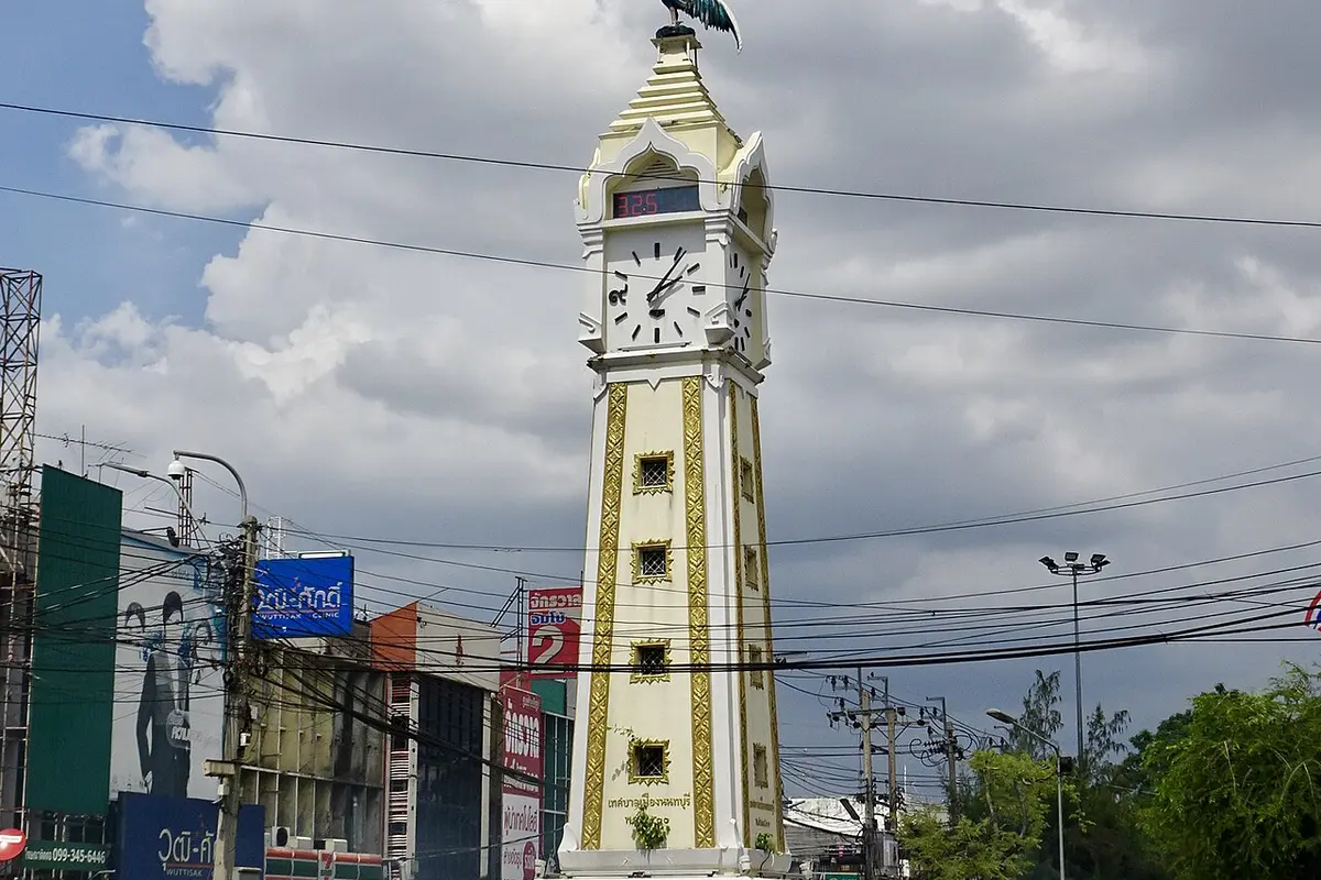 ท่าน้ำนนทบุรี (หอนาฬิกา) จังหวัดนนทบุรี
