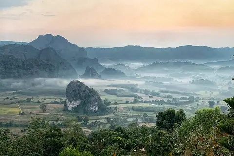 จุดชมวิวภูลังกา จังหวัดพะเยา