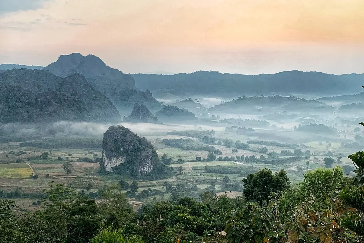 จุดชมวิวภูลังกา จังหวัดพะเยา