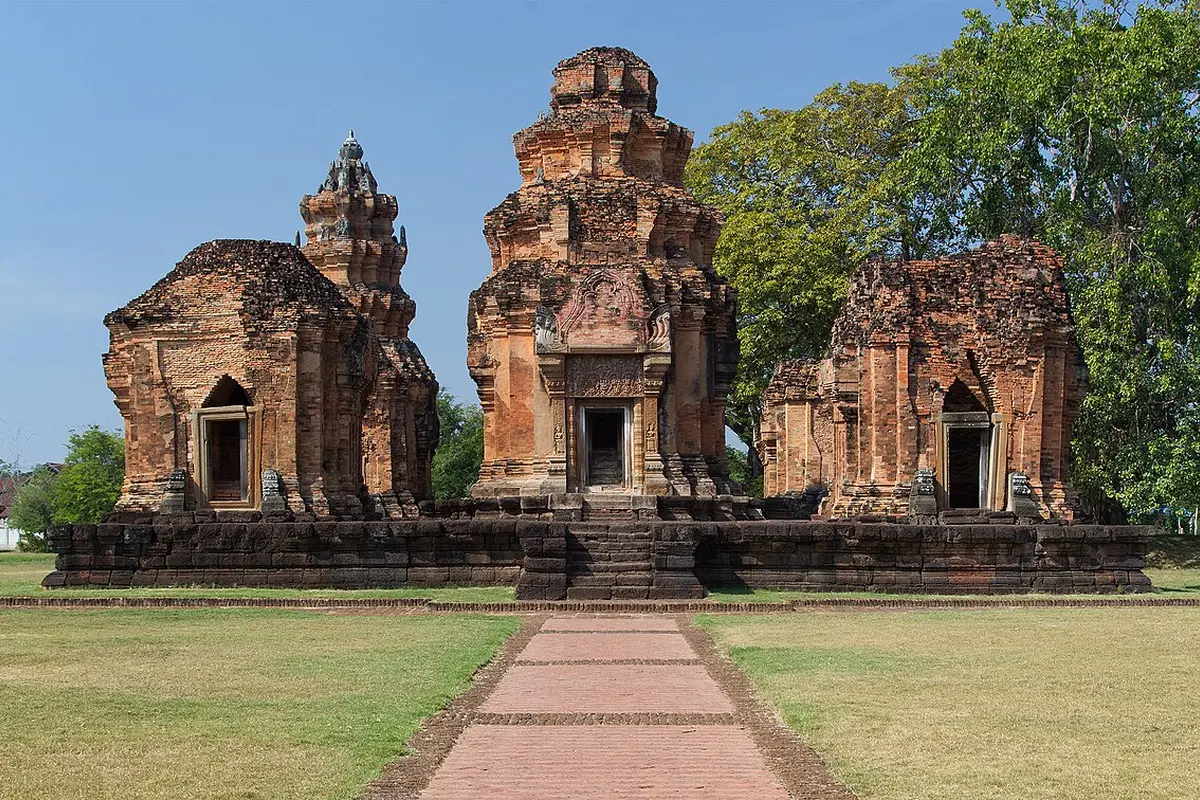 ปราสาทศีขรภูมิ จังหวัดสุรินทร์