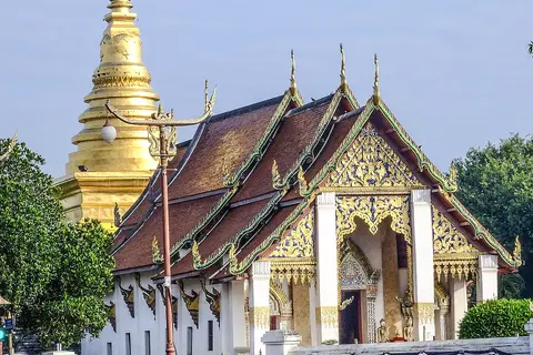 วัดพระธาตุช้างค้ำวรวิหาร จังหวัดน่าน