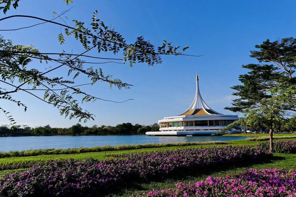 ศาลาในสวนหลวง ร.9