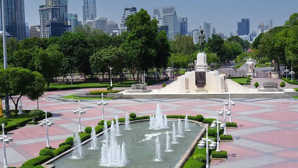 สวนสาธารณะกรุงเทพ 9 ที่ ลุมพินี สวนหลวง ร.9 อุทยาน 100 ปี จุฬา สวนจตุจักร ปั่นจักรยาน พักผ่อนใจกลางเมือง