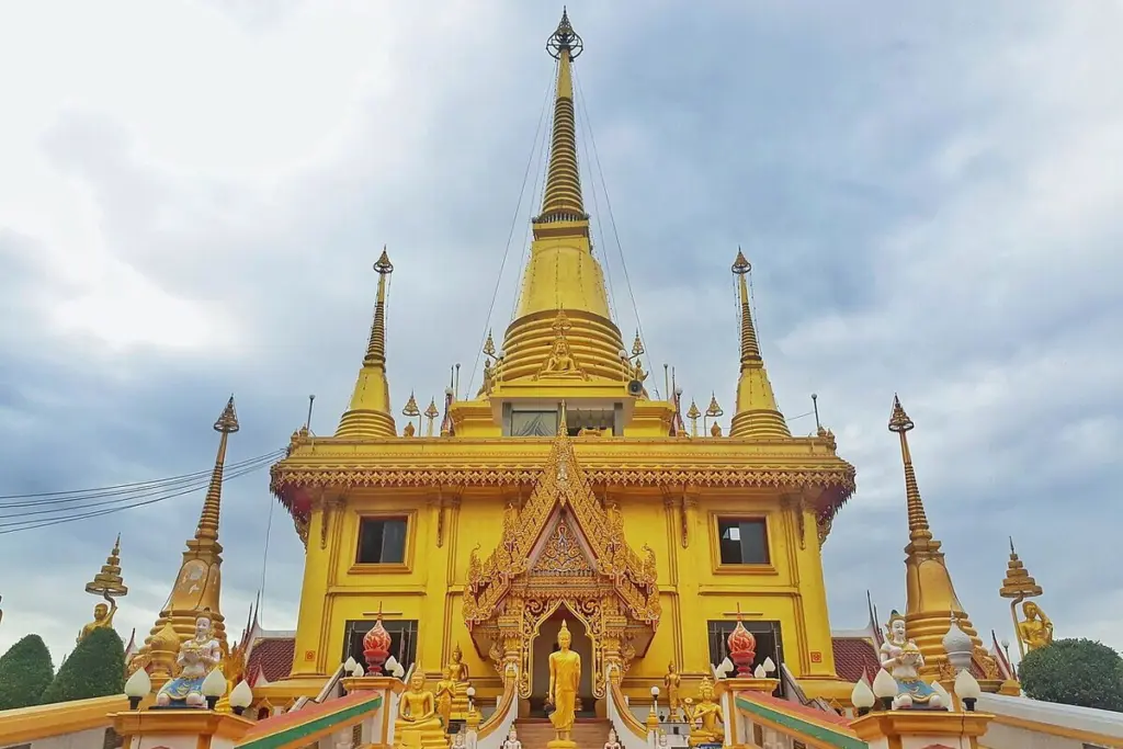 วัดคีรีวงศ์ บนเขากบ นครสวรรค์