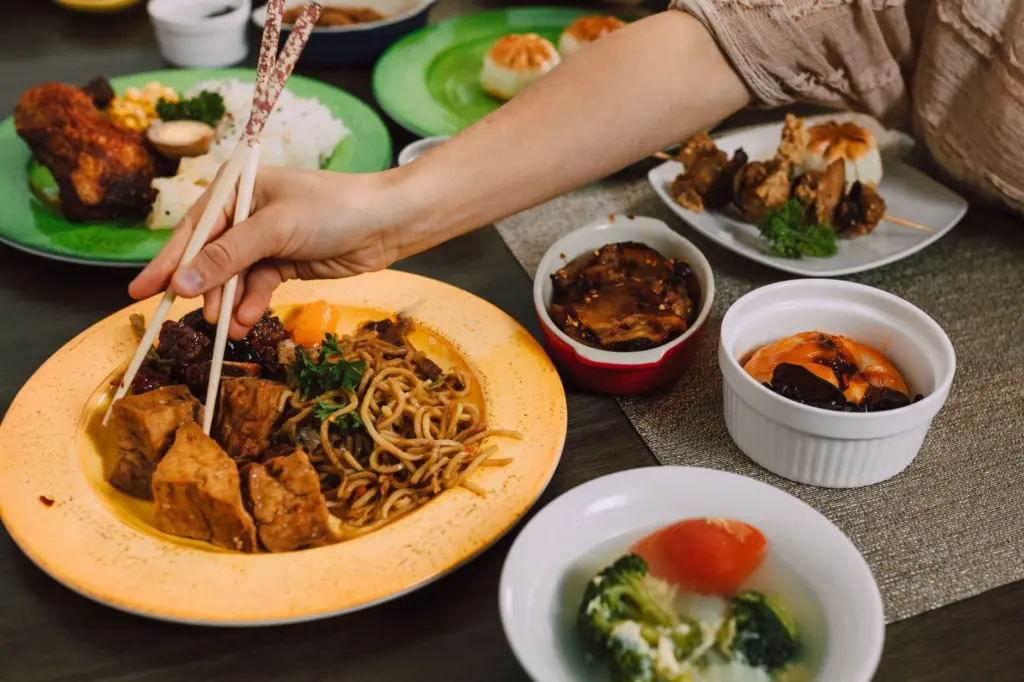 กินเจ ยุคใหม่ กินอย่างไรให้ได้ทั้งบุญและสุขภาพดี