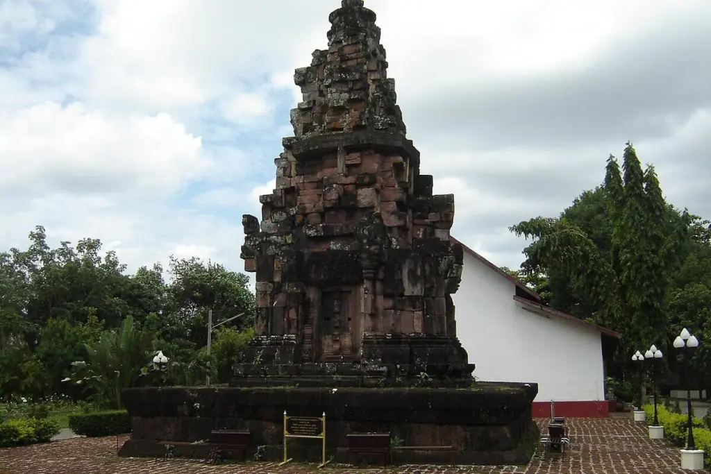 พระธาตุนารายณ์เจงเวง ศิลปะขอม