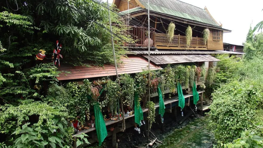 เที่ยวนนทบุรี 1 วัน 5 ที่ เกาะเกร็ด วัดริมเจ้าพระยา ตลาดน้ำวัดตะเคียน นั่งเรือไปได้ ใกล้กรุงเทพ